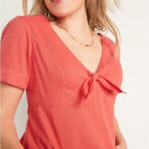 NWT Old Navy Knot-Front V-Neck Short-Sleeve Top US M